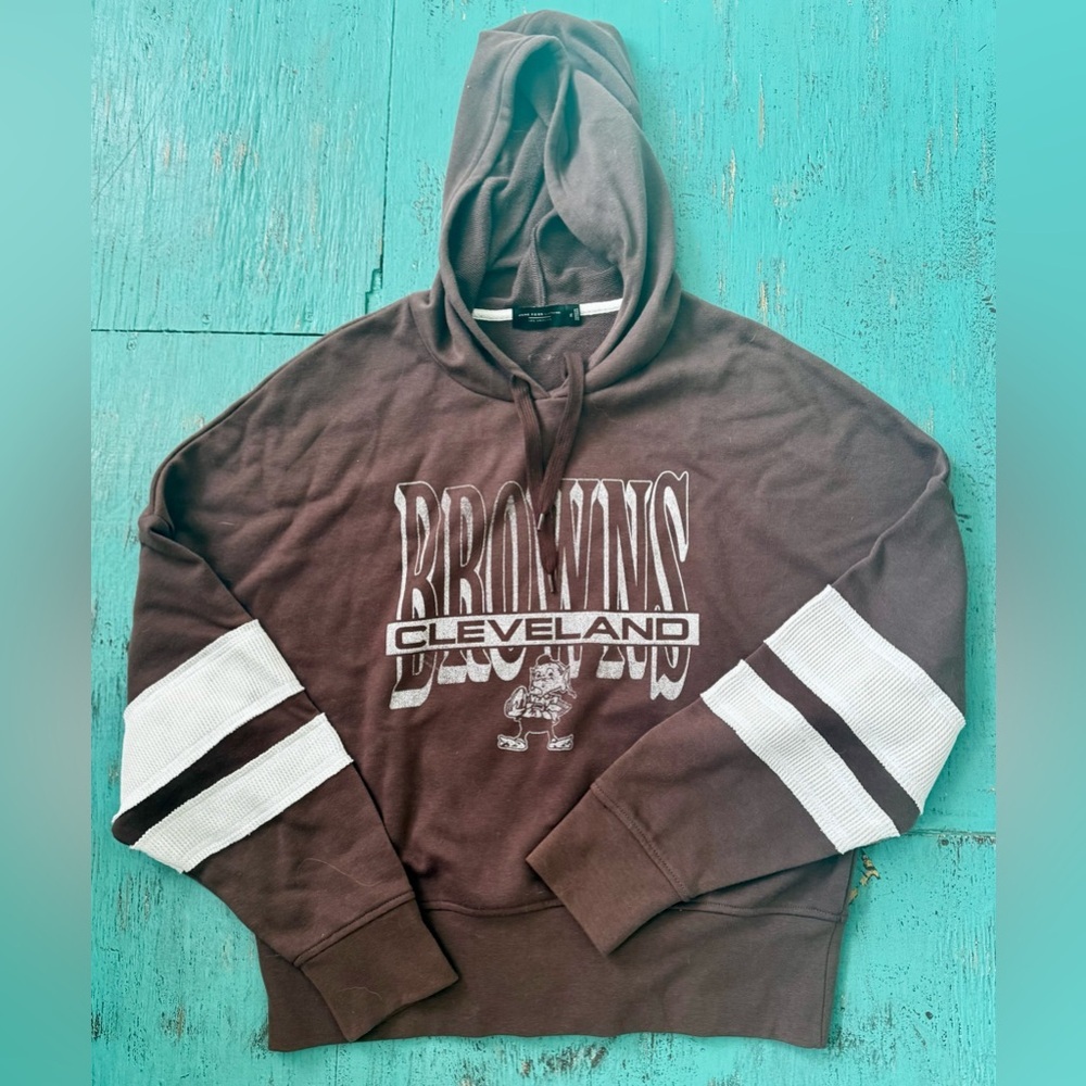 Official NFL Cleveland Browns Sweatshirt new‎ w tags women’s size XL